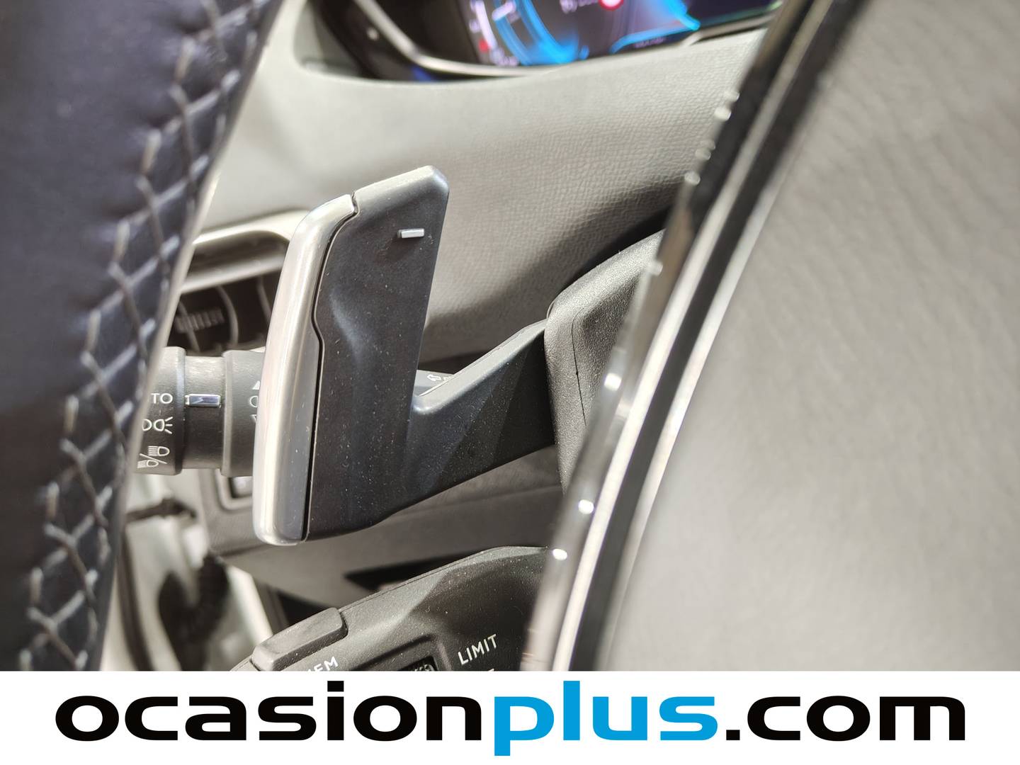 Foto Peugeot 3008 Hybrid Peugeot 3008 Hybrid 300 Allure Pack e-EAT8  (300 CV)