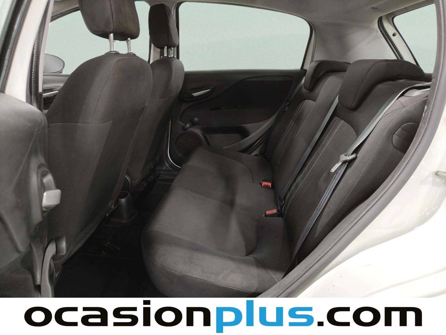 Foto asientos traseros Fiat Punto Fiat Punto 1.2 8v S&S Gasolina Pop (69 CV)
