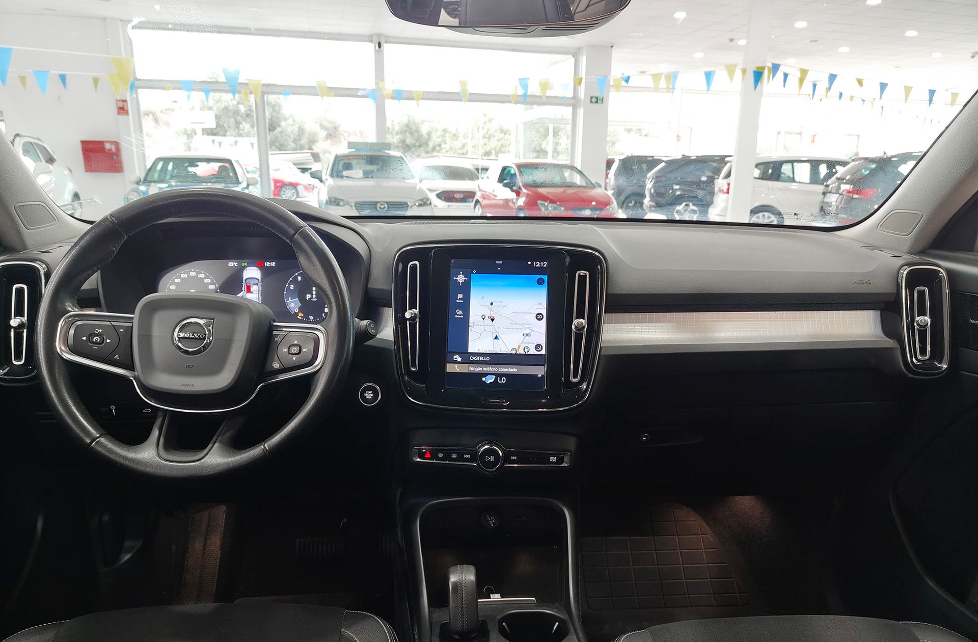 Volvo XC40 T4 Momentum - foto 6