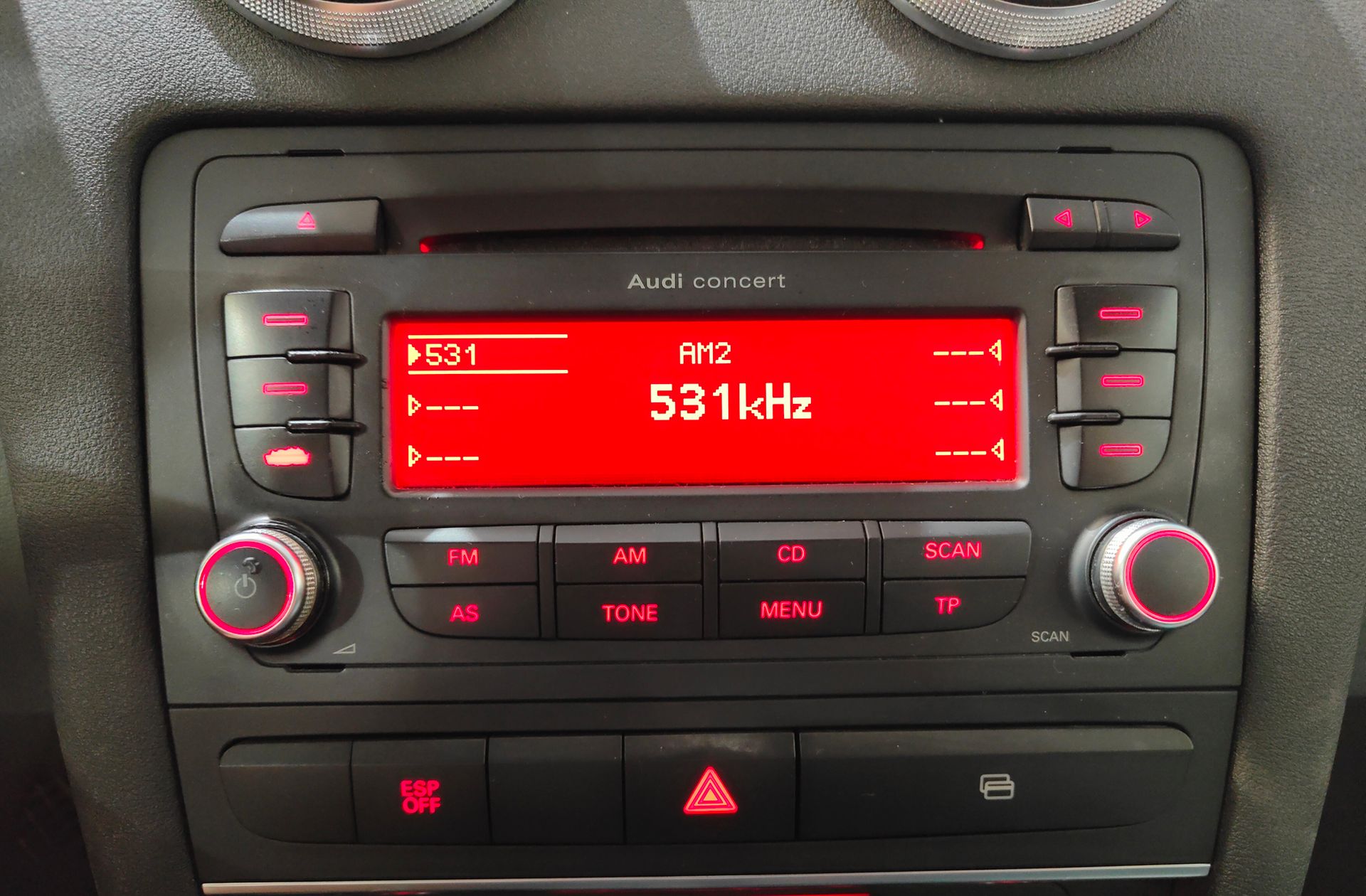 Audi A3 1.9 TDIe DPF Attraction - foto 25