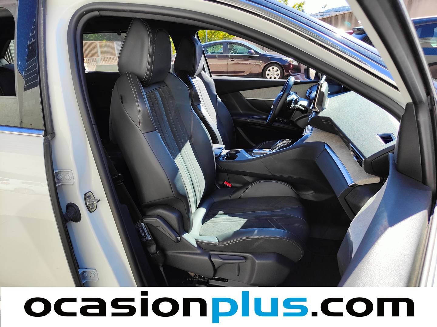 Foto Peugeot 5008 Peugeot 5008 BlueHDI 130 S&S GT EAT8 (130 CV) 7 Plazas