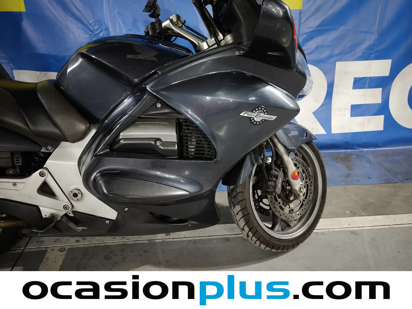 Foto Honda Pan-European ST 1300 ABS Honda Pan-European ST 1300 ABS (126 CV)