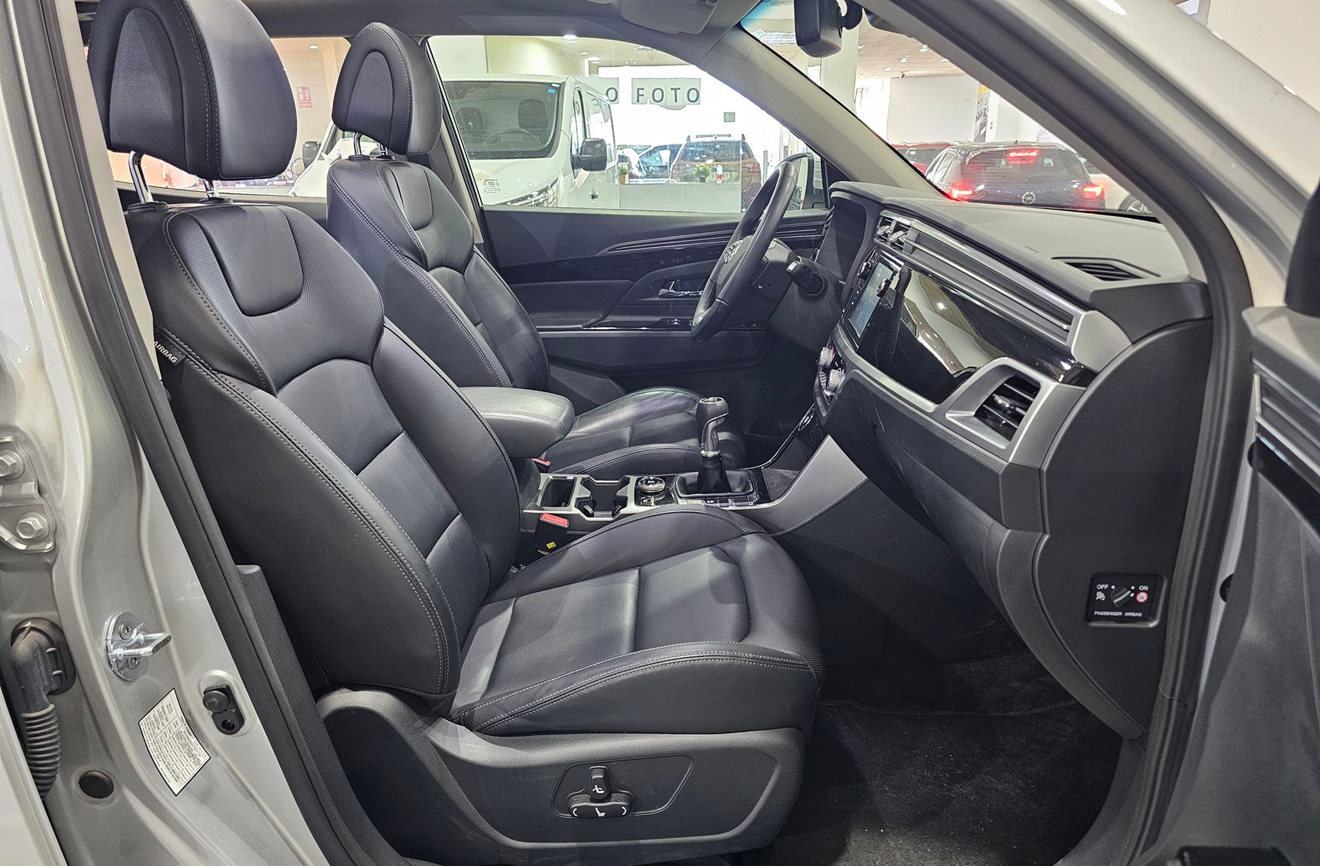 SsangYong Korando D16T Limited - foto 22