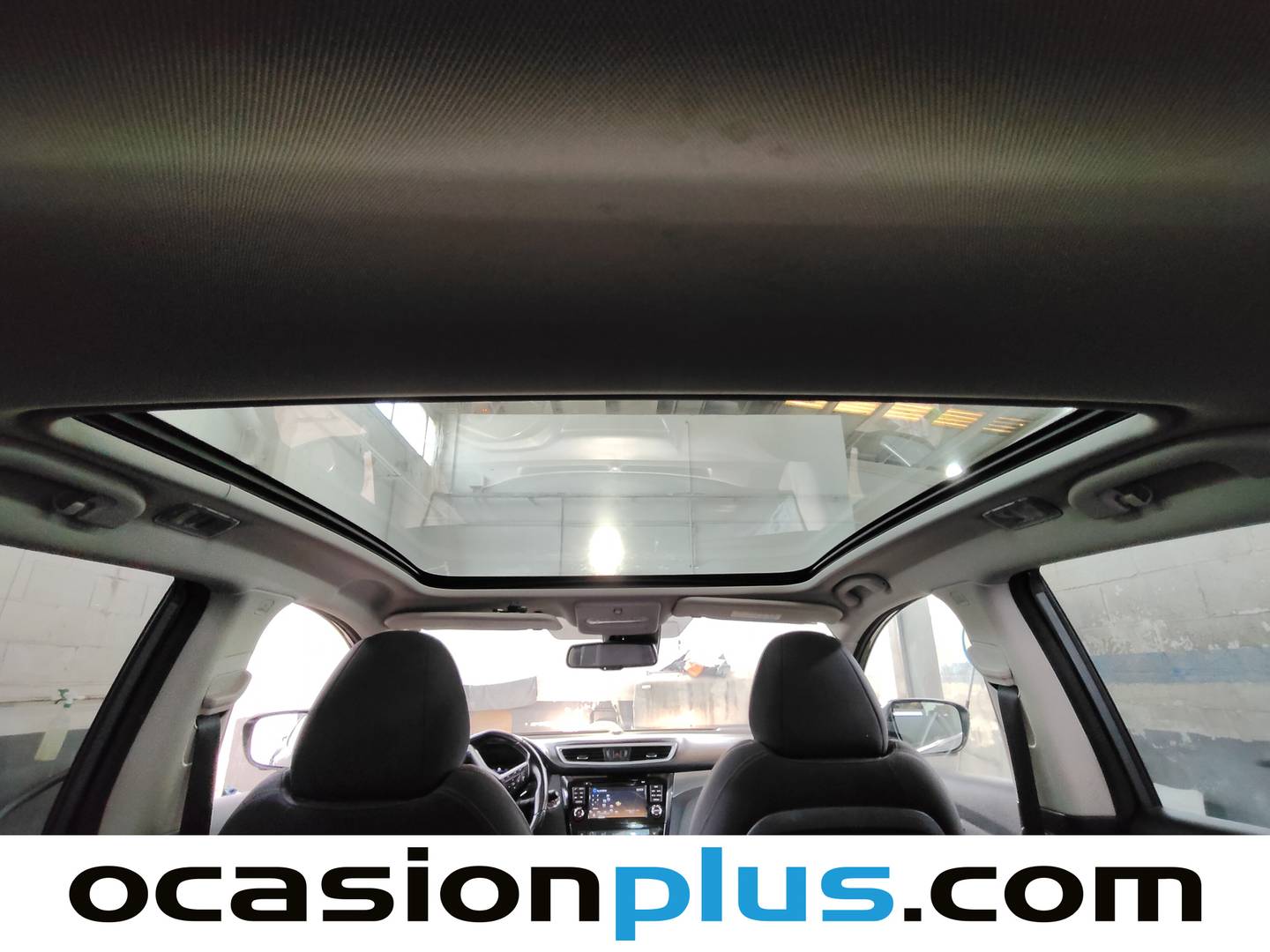Extras y acabados del Nissan QASHQAI Nissan Qashqai DIG-T 115 N-Connecta (115 CV)