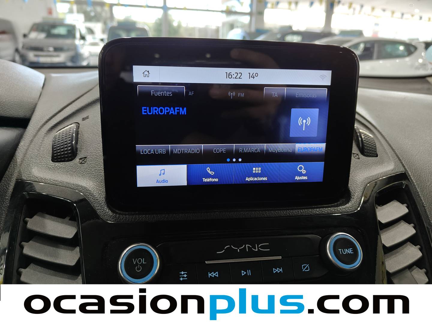 Ford Tourneo Connect Ford Tourneo Connect 1.0 EcoBoost Titanium (100 CV) de segunda mano