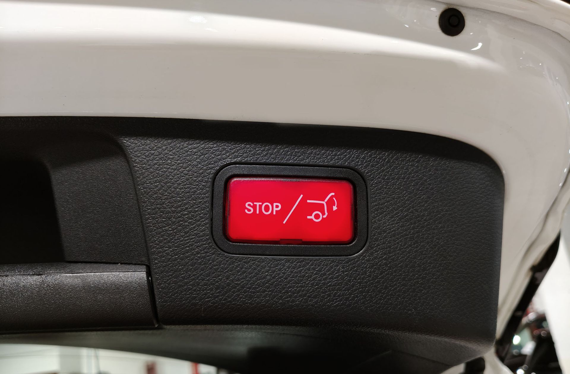 Mercedes-Benz GLA 180 - foto 18