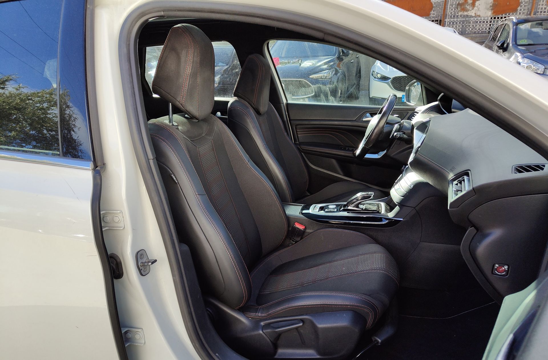 Peugeot 308 SW SW 1.2 PureTech GT Line EAT8 - foto 19