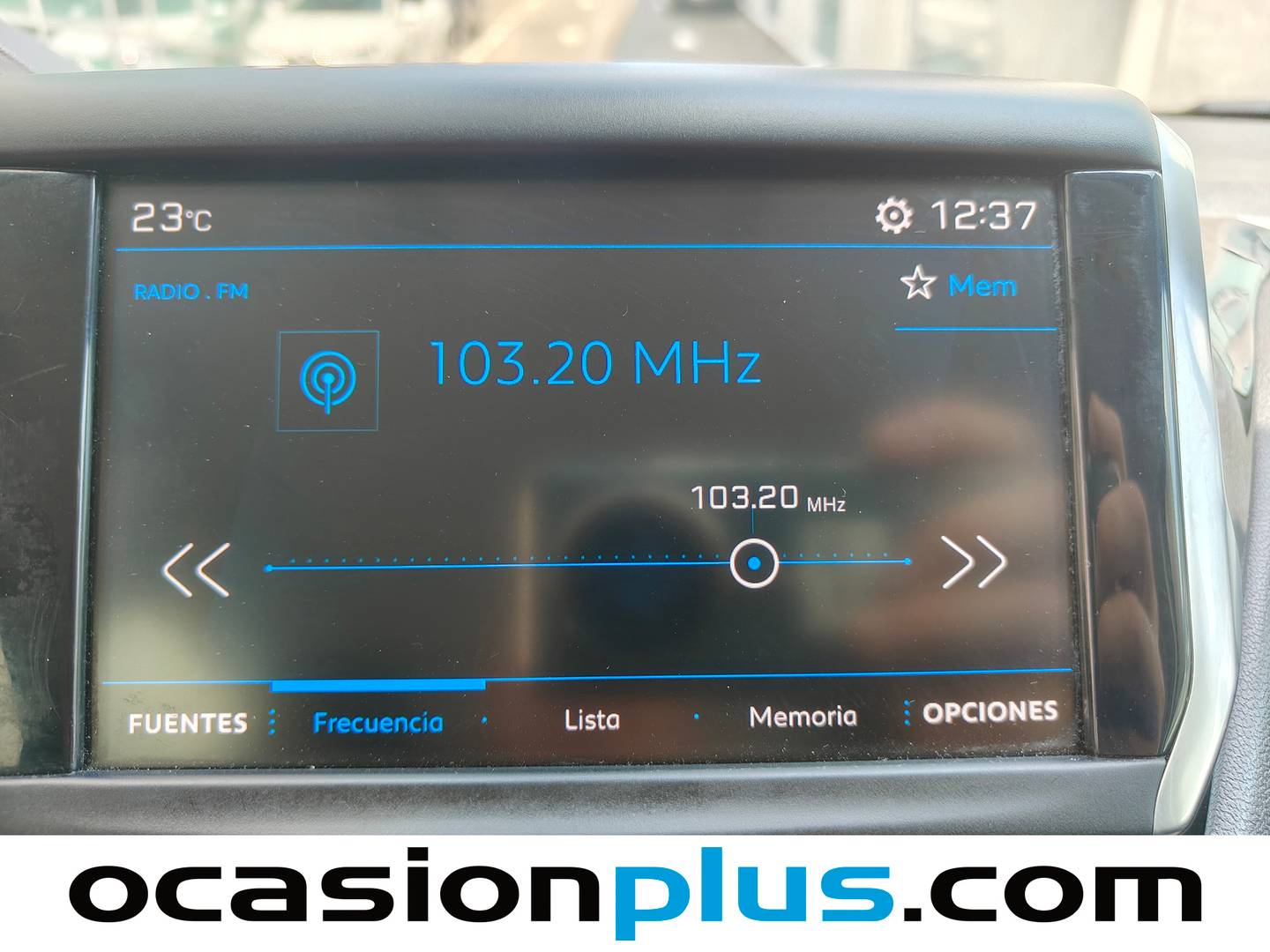 Peugeot 208 Peugeot 208 PureTech Signature (82 CV) gasolina