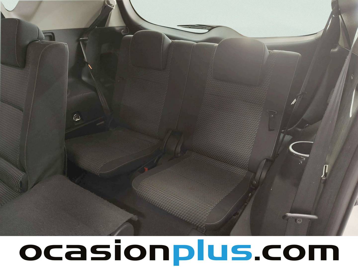 Equipamiento del Toyota Verso Toyota Verso 115D Advance (112 CV) 7 Plazas