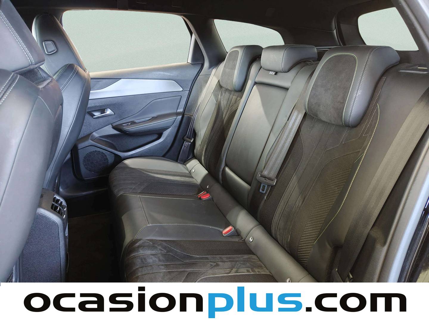 Foto asientos traseros Peugeot 308 Peugeot 308 SW BlueHDI 130 GT EAT8 (130 CV)