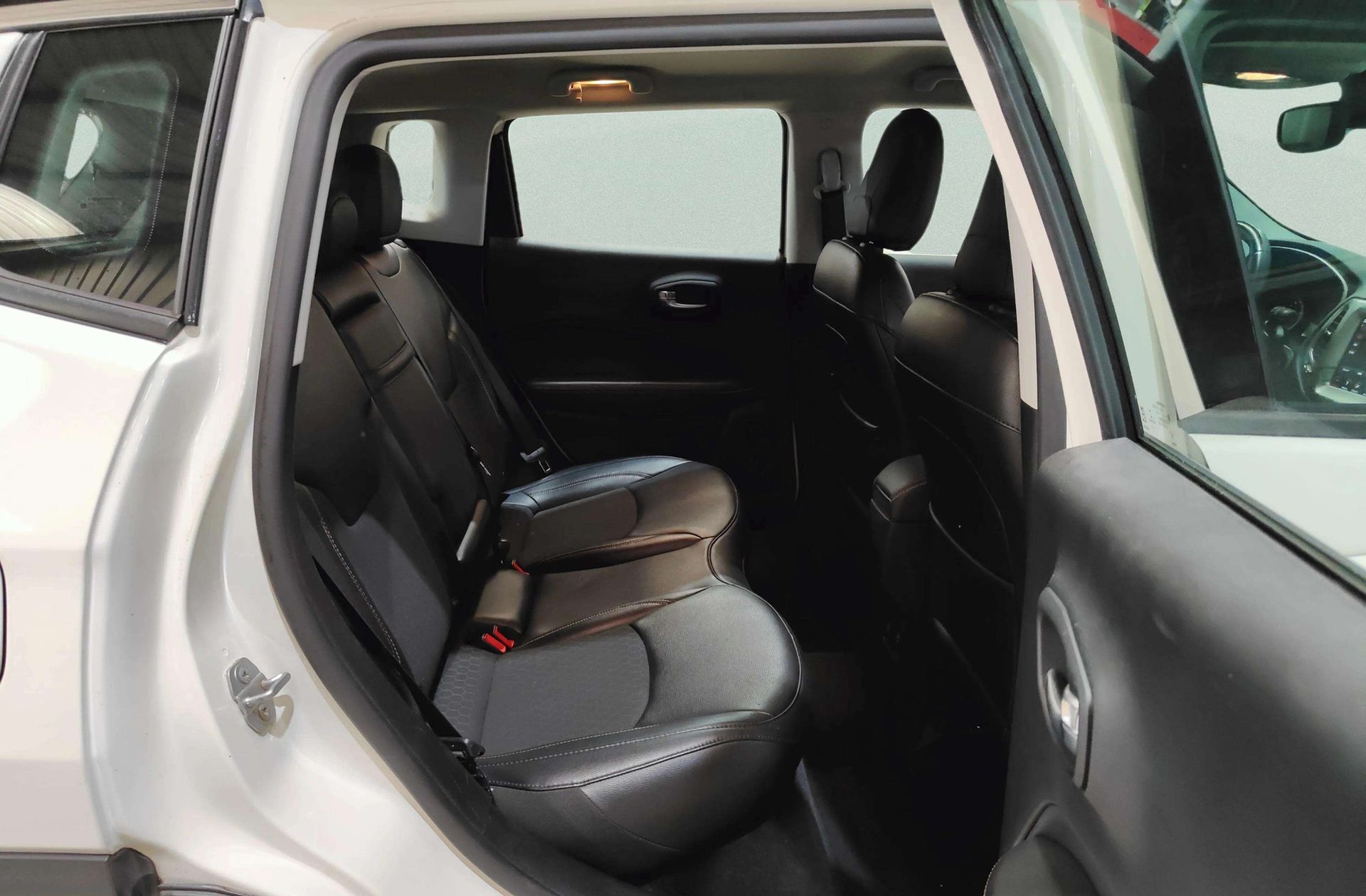Jeep Compass 1.4 MultiAir Longitude 4x2 - foto 15