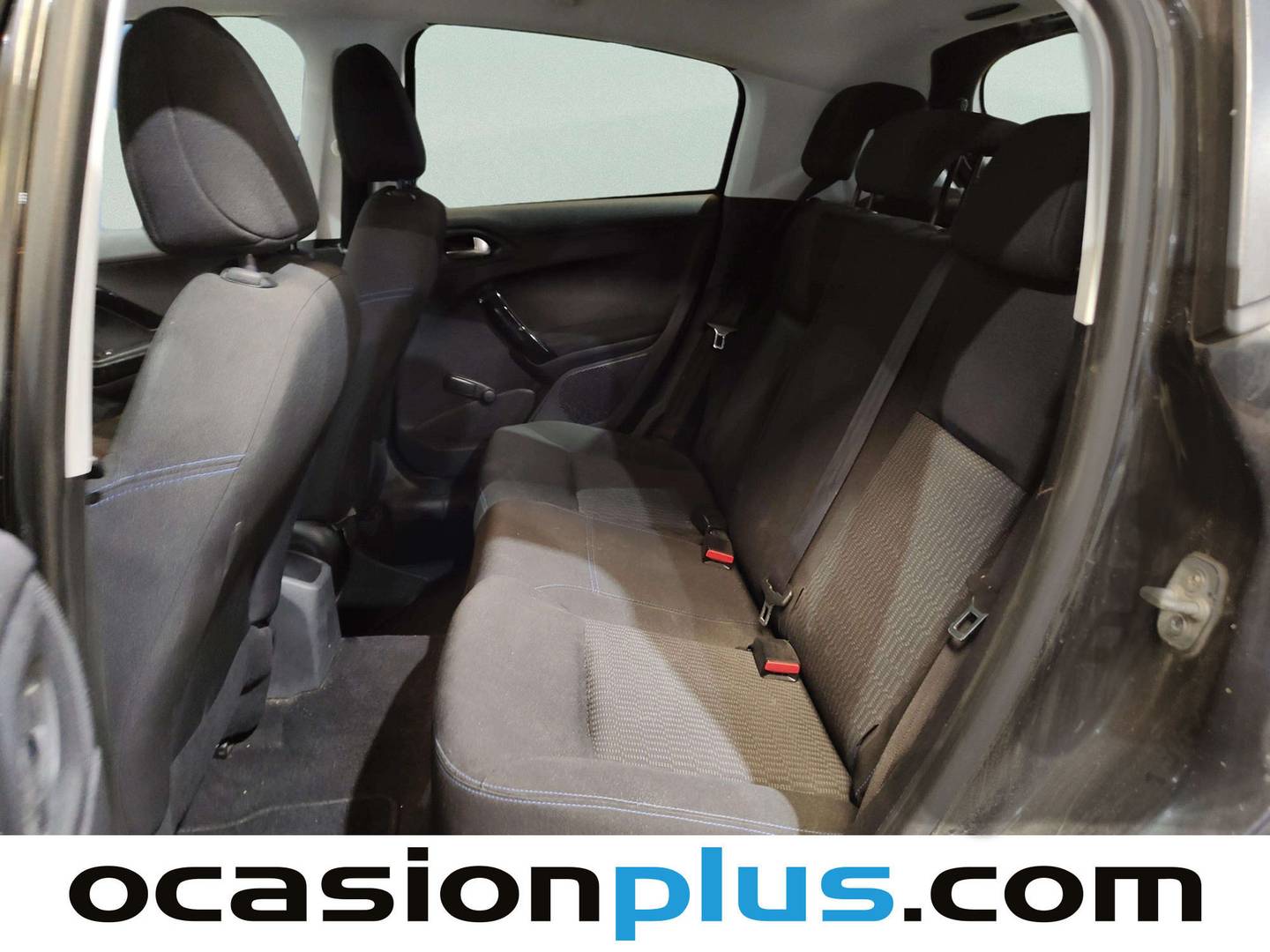 Foto asientos traseros Peugeot 208 Peugeot 208 PureTech 82 Style (82 CV)