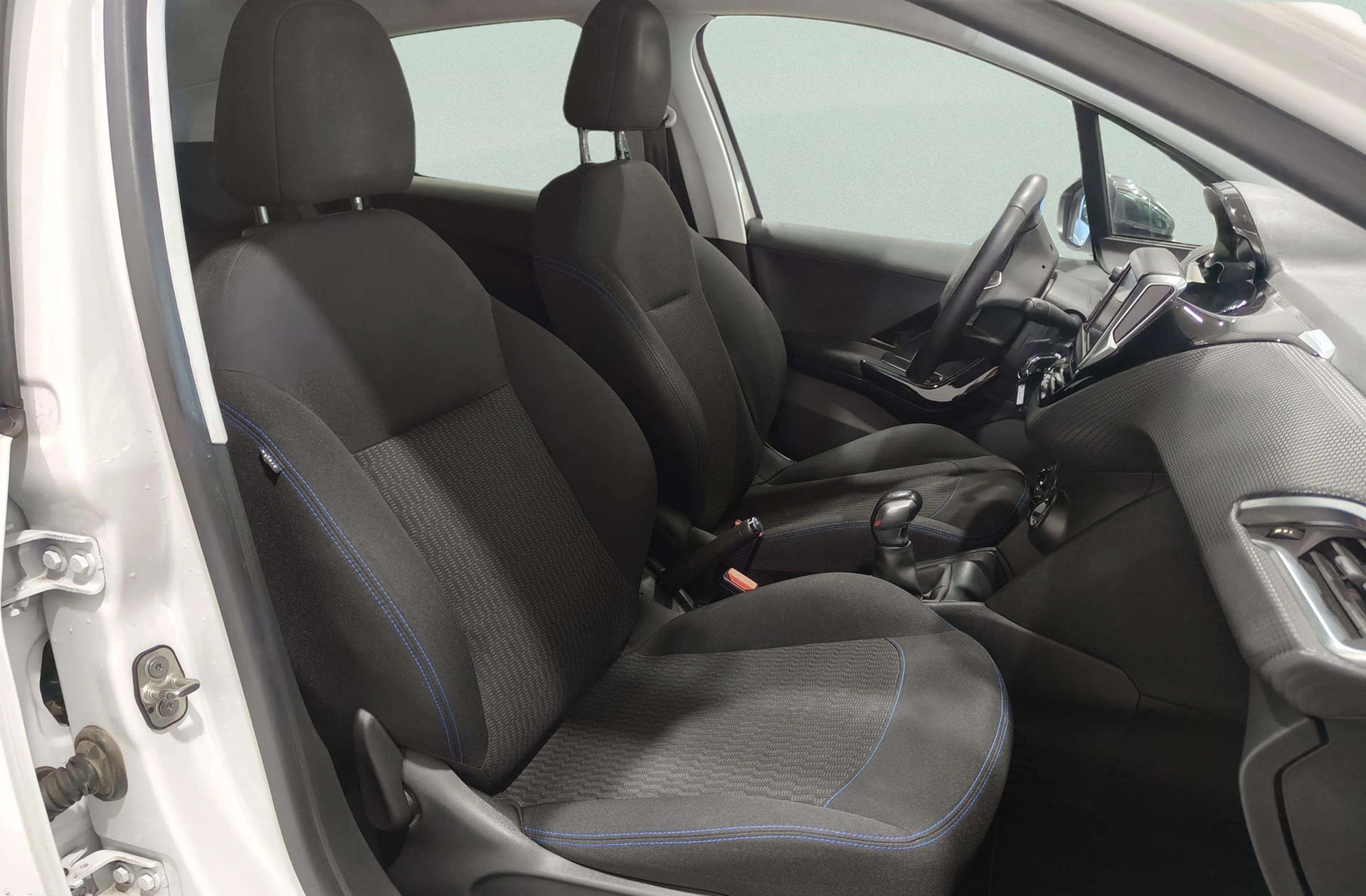 Peugeot 208 PureTech 82 Style - foto 15