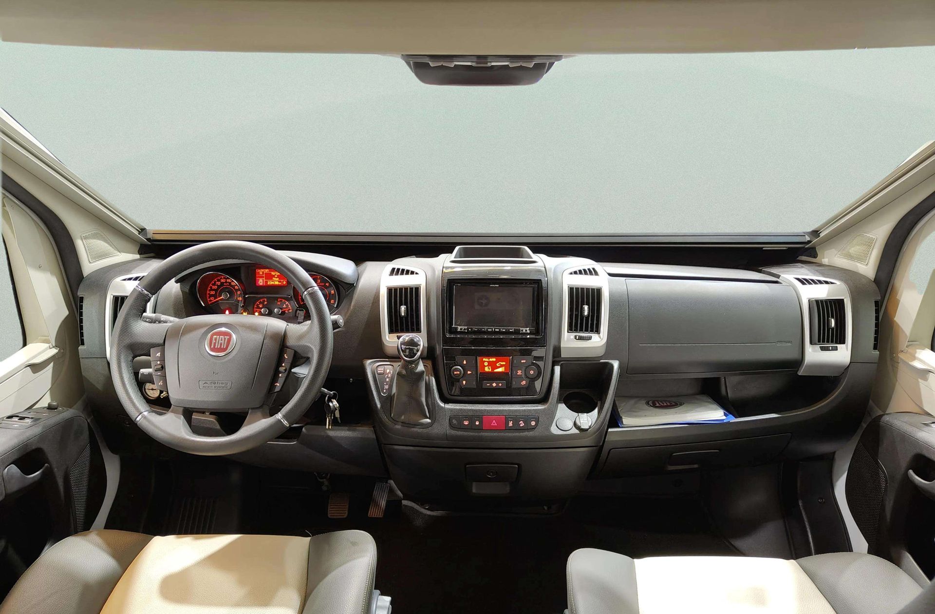 Fiat Ducato Furgón Maxi 35 L4 H3 2.3 1FA - foto 34