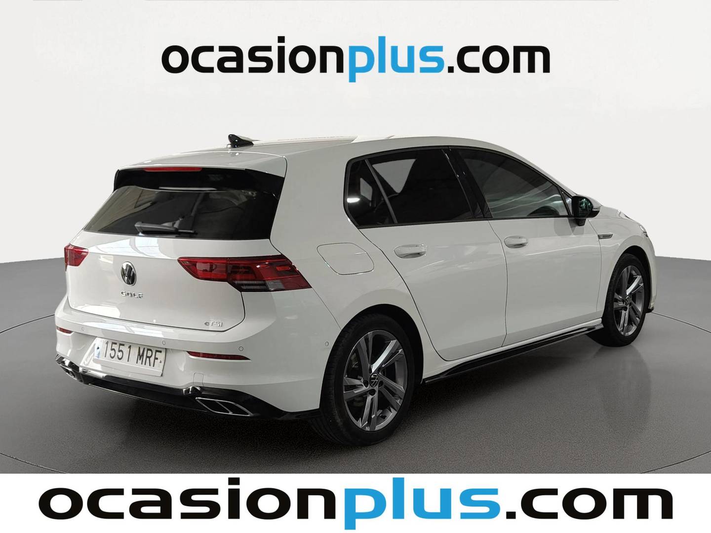 Foto trasera Volkswagen Golf Volkswagen Golf R-Line 1.5 eTSI (150 CV) DSG derecha