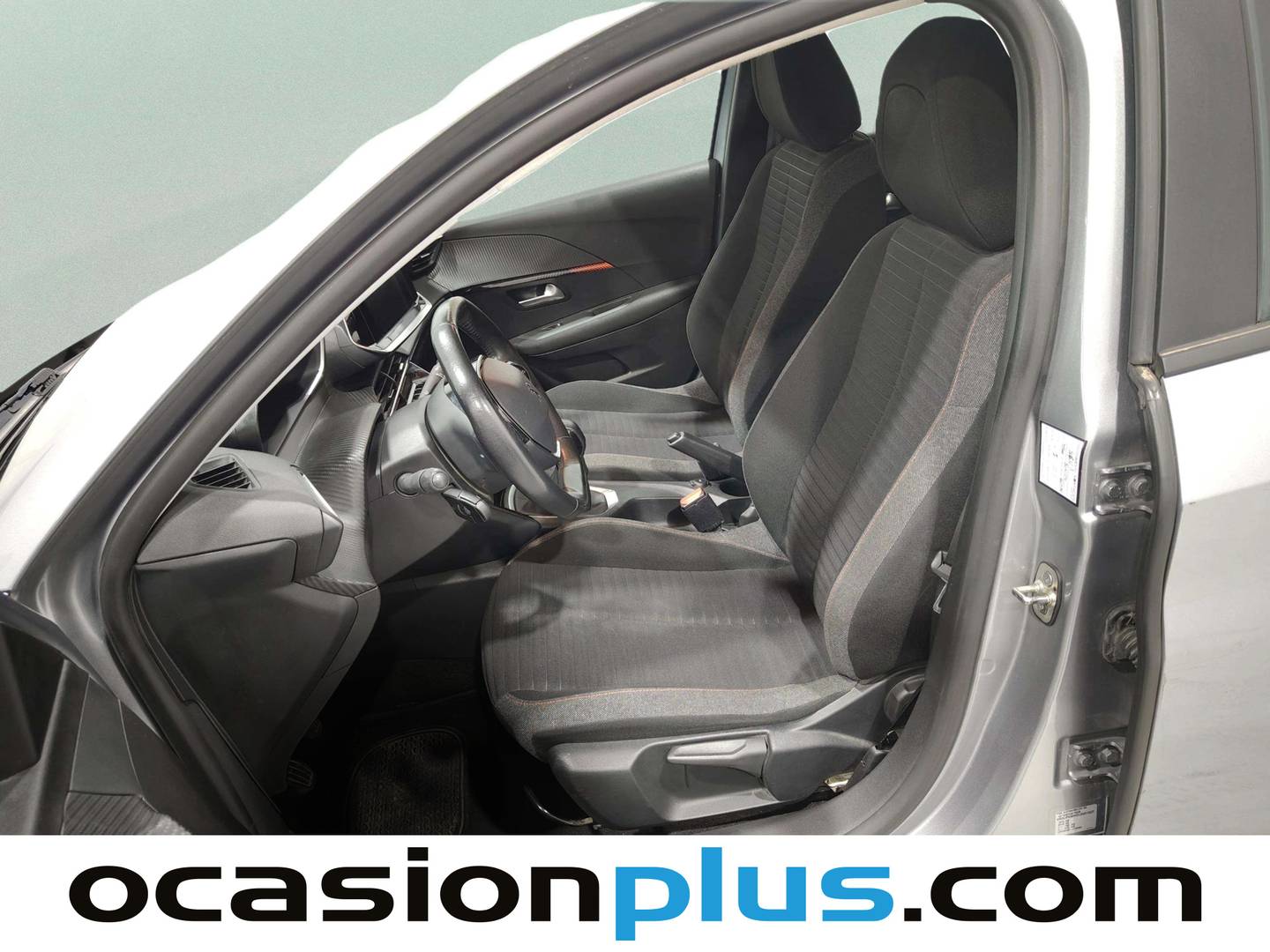 Foto asientos delanteros Peugeot 208 Peugeot 208 PureTech 75 S&S Active (75 CV)