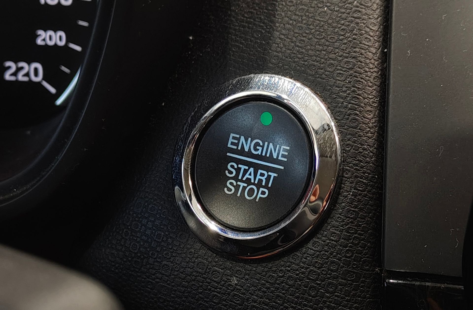 Ford EcoSport 1.0T EcoBoost Titanium - foto 30