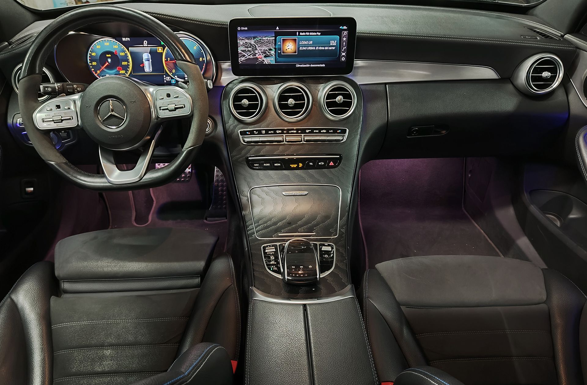 Mercedes-Benz Clase C Estate 220 d Pack AMG - foto 8