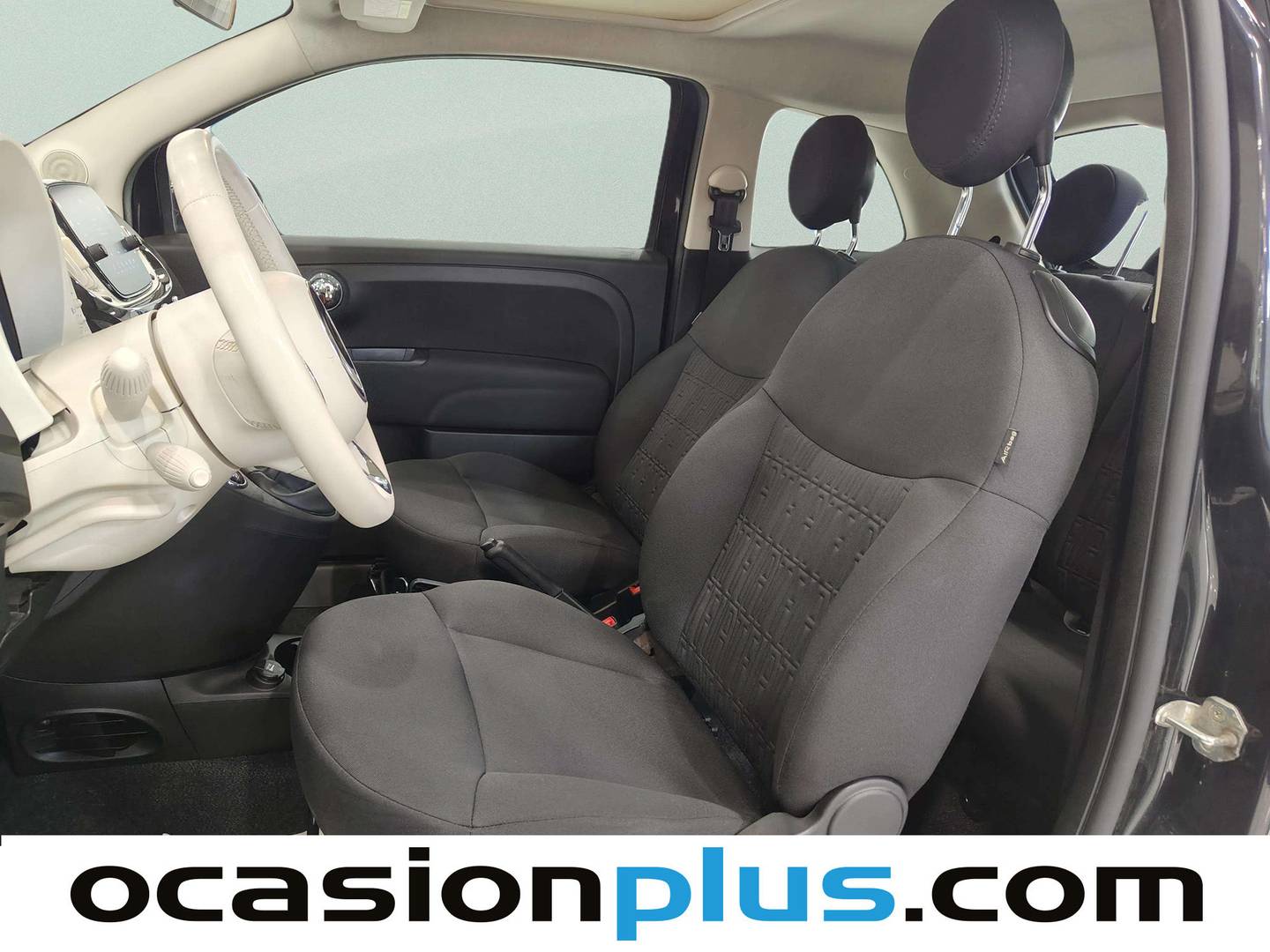 Foto asientos delanteros Fiat 500 Fiat 500 1.0 Hybrid Dolcevita (70 CV)