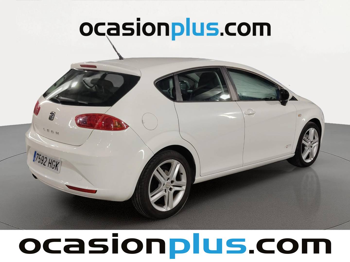 Foto trasera Seat León Seat León 1.6 TDI Reference Copa (90 CV) derecha
