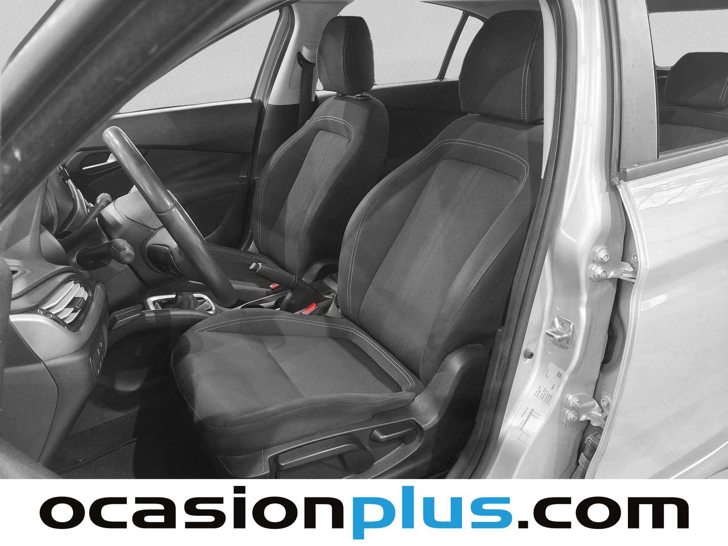 Foto asientos delanteros Fiat Tipo Fiat Tipo 1.4 Easy (95 CV)