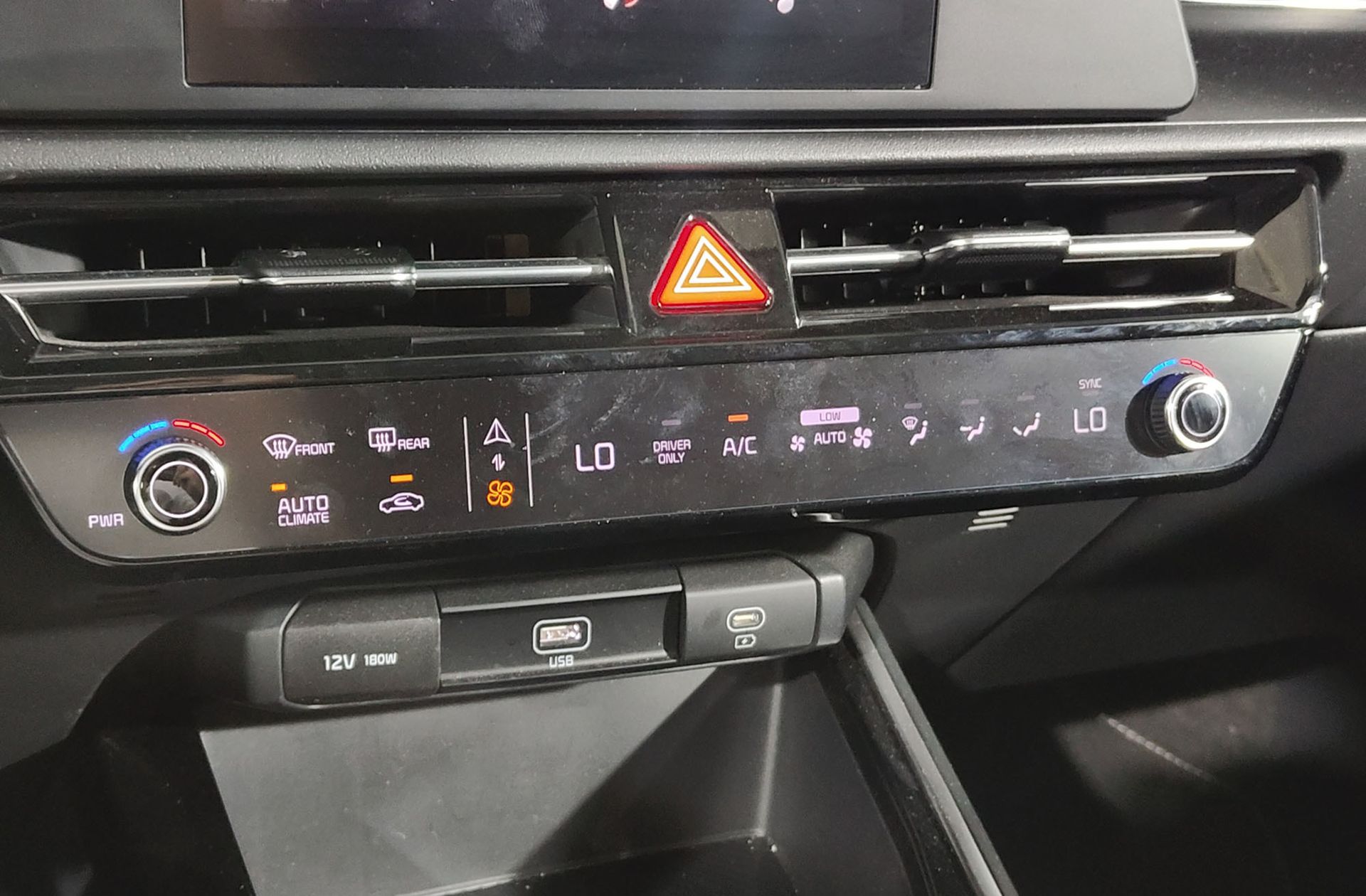 Kia Niro 1.6 GDi HEV Concept - foto 32