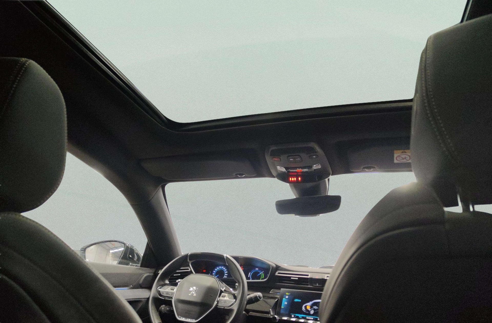 Peugeot 508 SW SW Hybrid 225 GT Line e-EAT8 - foto 19
