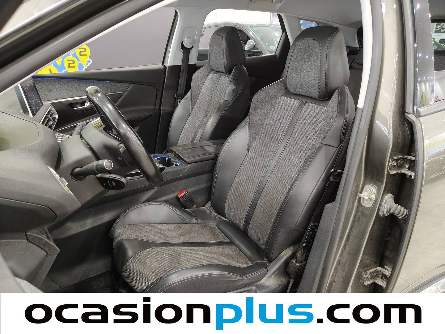 Foto Peugeot 3008 Peugeot 3008 BlueHDI 120 S&S Allure (120 CV)