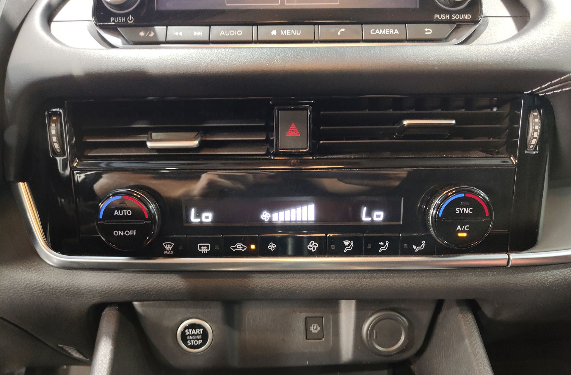 Nissan Qashqai DIG-T 140 mHEV Acenta 4x2 - foto 32