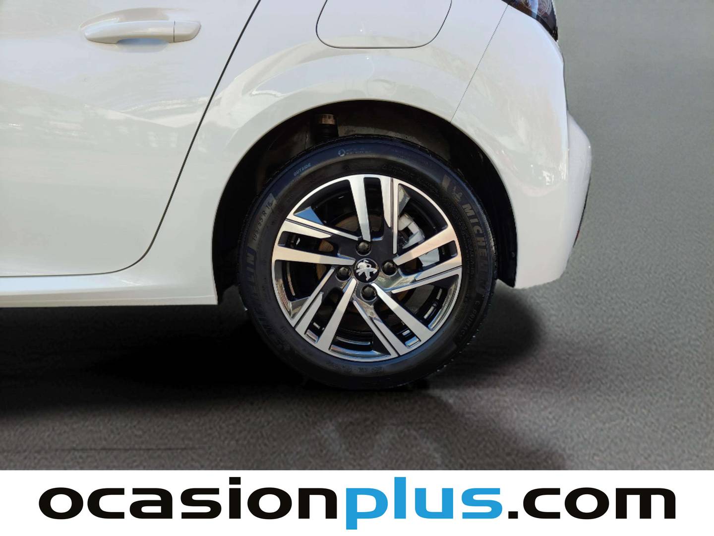 Foto Peugeot 208 Peugeot 208 PureTech 100 Allure  (100 CV)