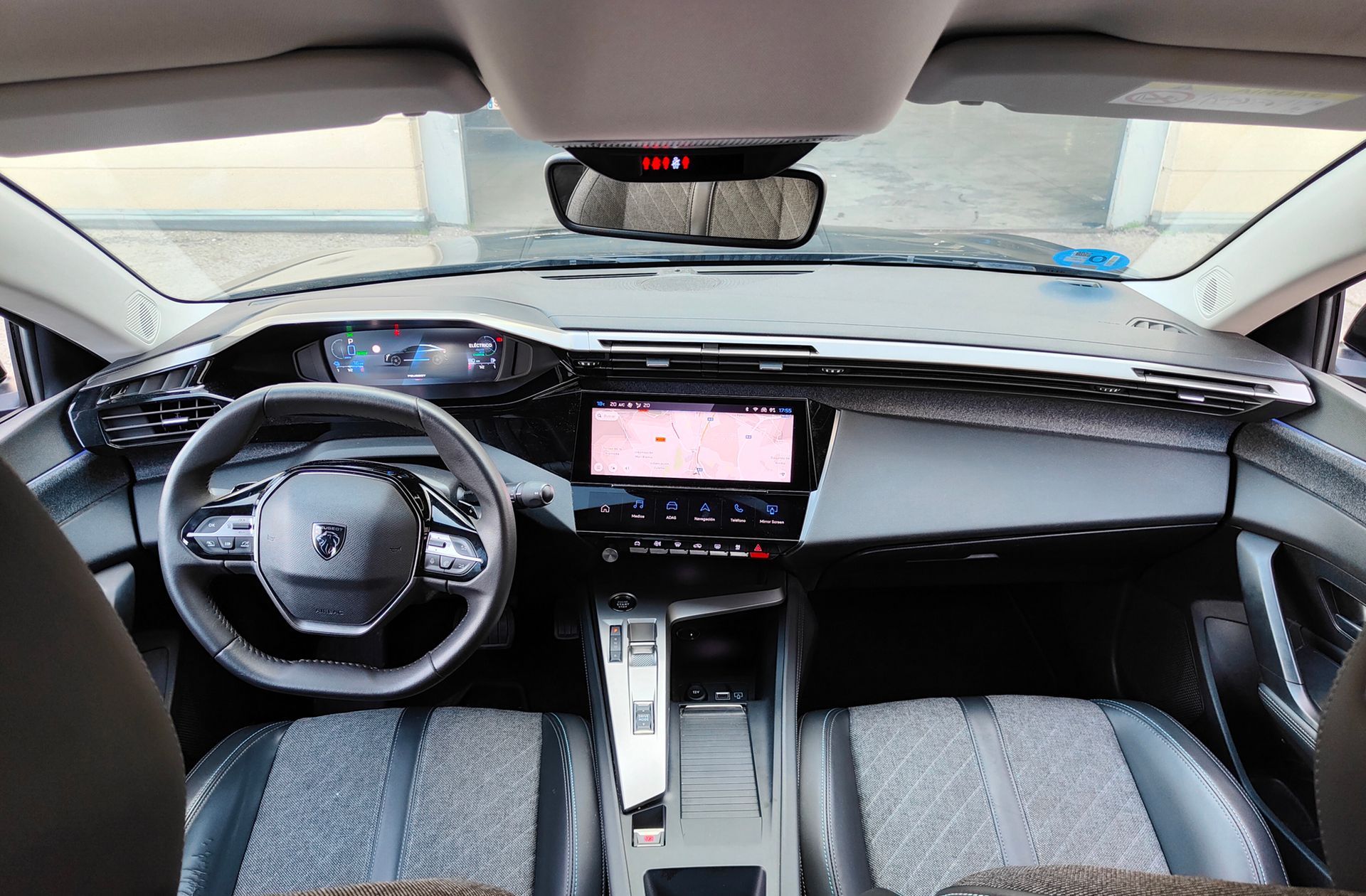Peugeot 408 PHEV 180 Allure Pack e-EAT8 - foto 6
