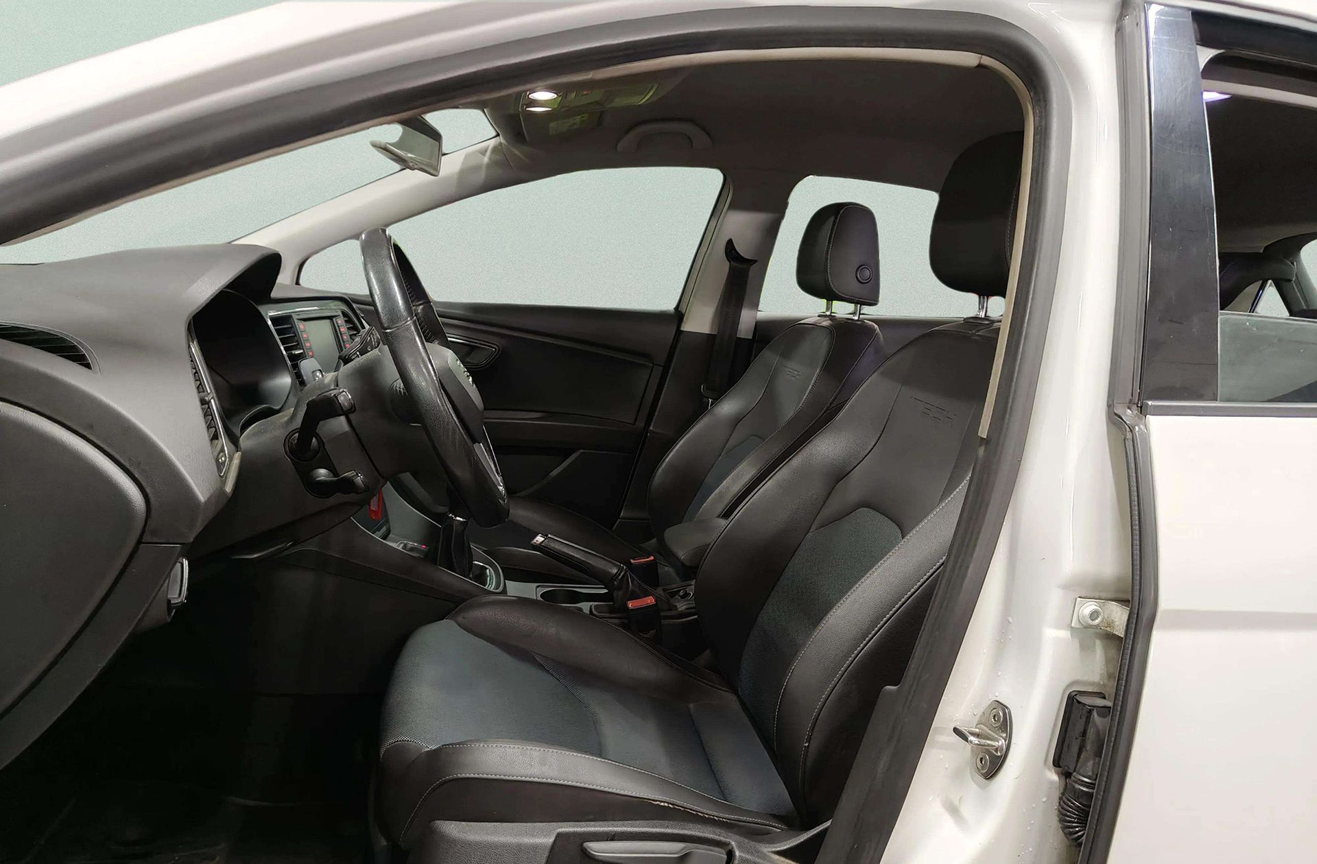 SEAT León 1.6 TDI I-Tech - foto 12