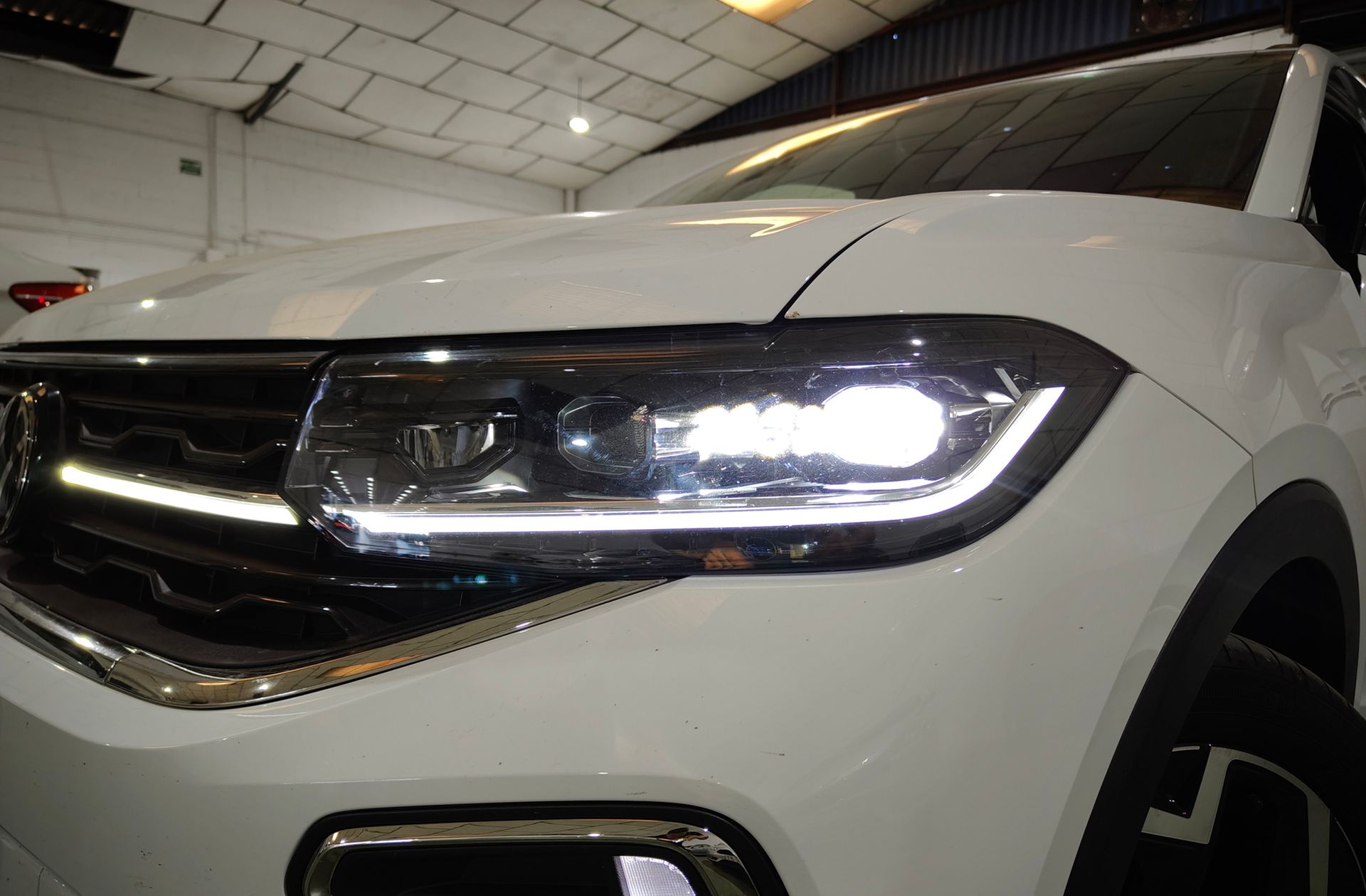 Volkswagen T-Cross R-Line 1.0 TSI - foto 14