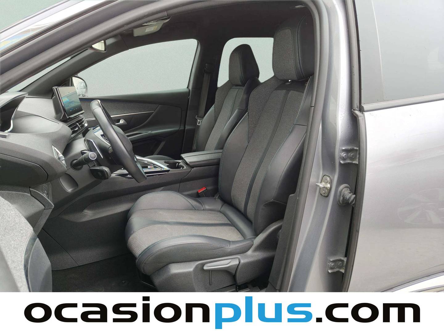 Foto Peugeot 5008 Peugeot 5008 PureTech 130 S&S Allure Pack EAT8 (130 CV) 7 Plazas