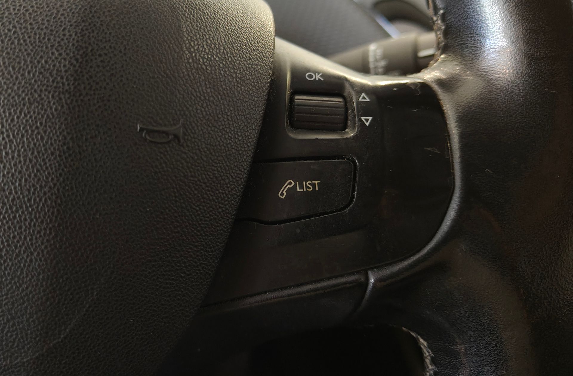 Peugeot 2008 PureTech 110 Allure - foto 23