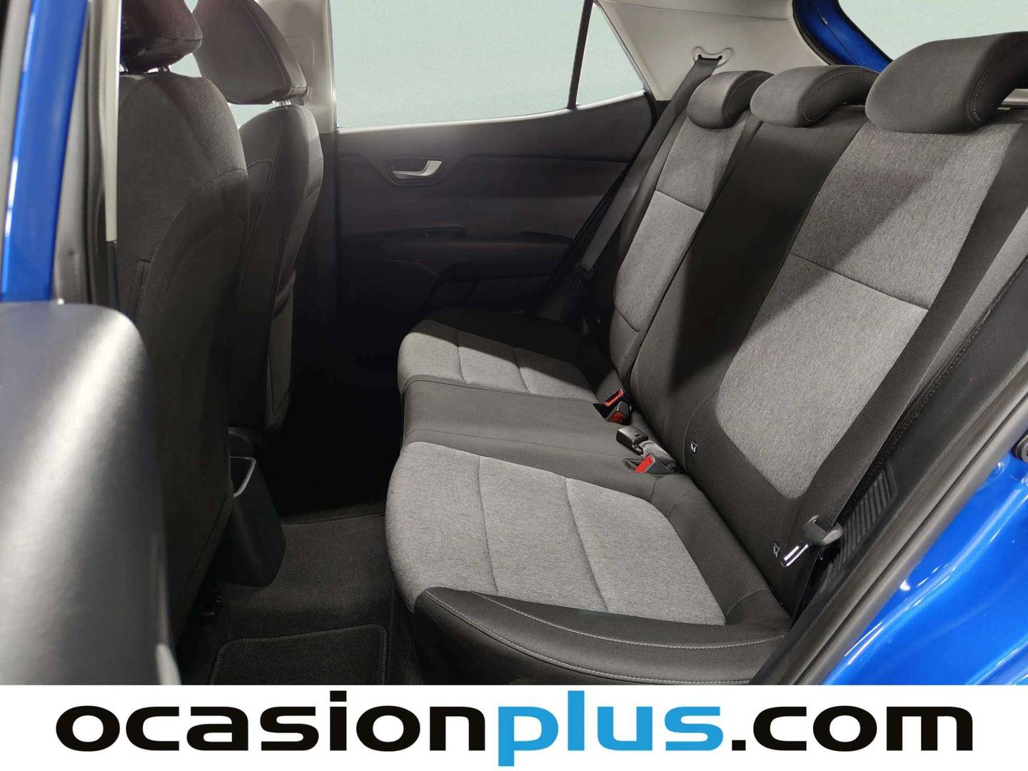 Foto asientos traseros KIA Stonic KIA Stonic 1.0 T-GDi MHEV MT Concept (100 CV)