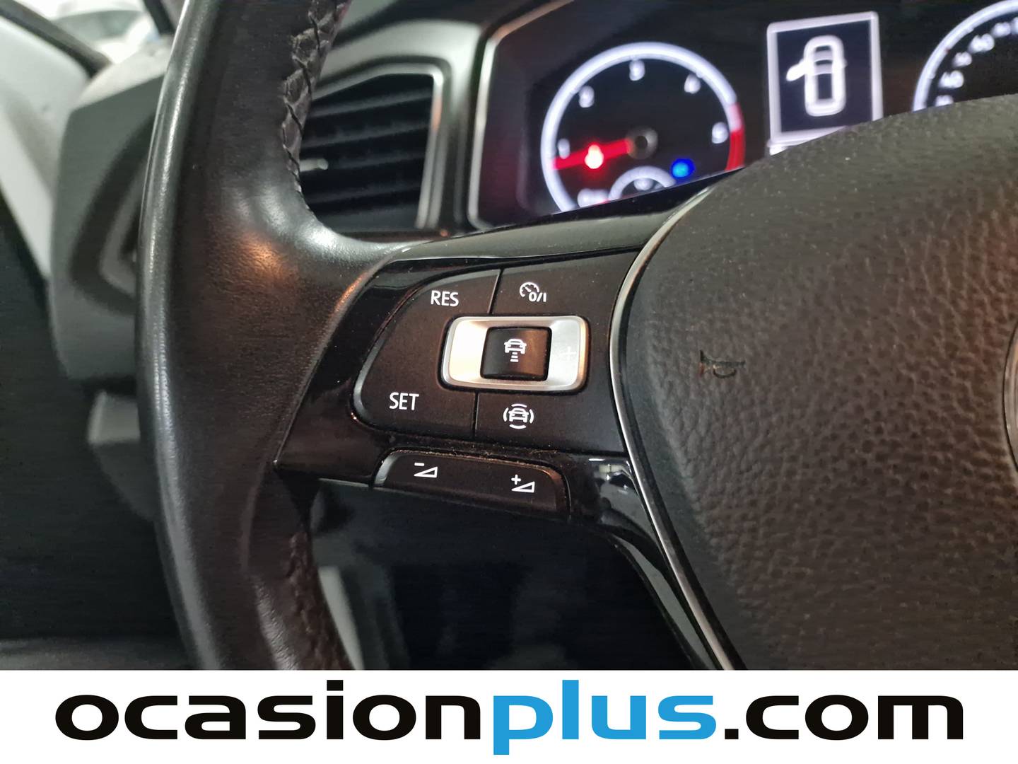 Foto Volkswagen T-Roc Volkswagen T-Roc Advance 1.6 TDI (115 CV)