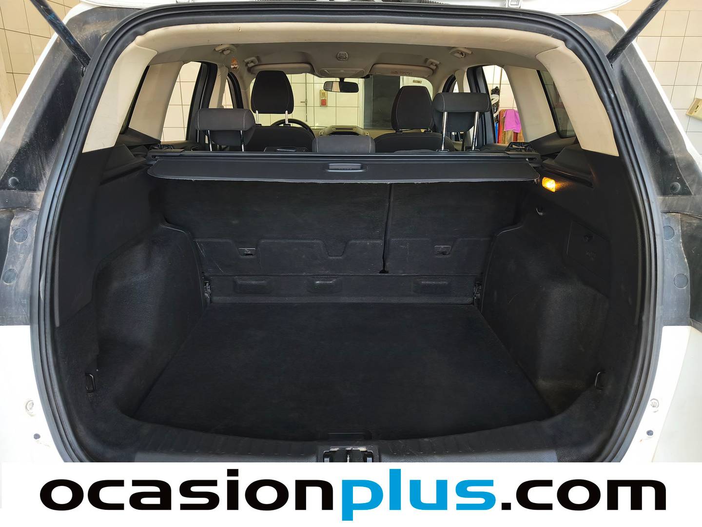 Fotos maletero Ford Kuga Ford Kuga 1.5 EcoBoost Trend+ 4x2 (120 CV)