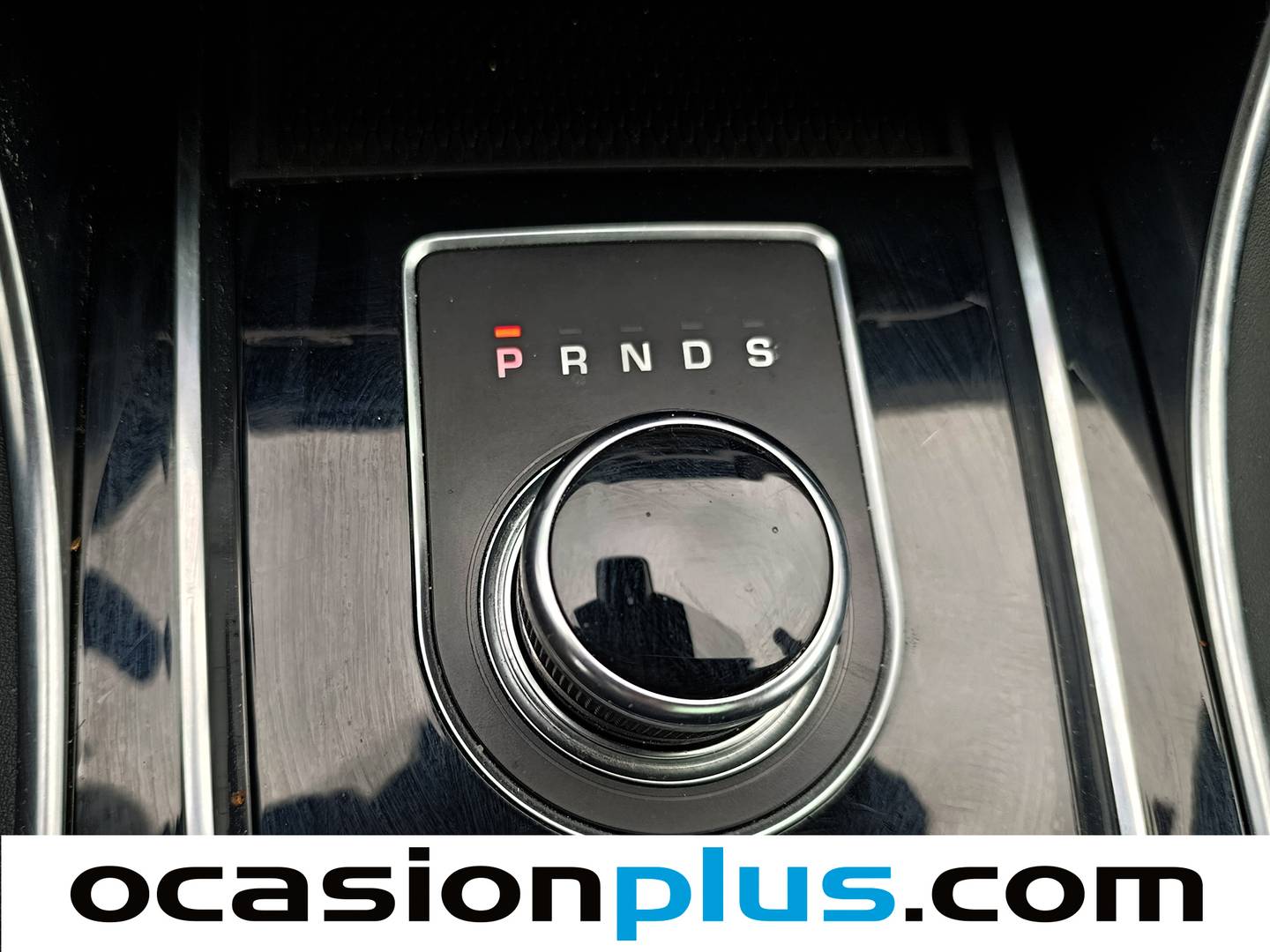 Foto Jaguar XE Jaguar XE 2.0 Diesel R-Sport RWD Auto (180 CV)