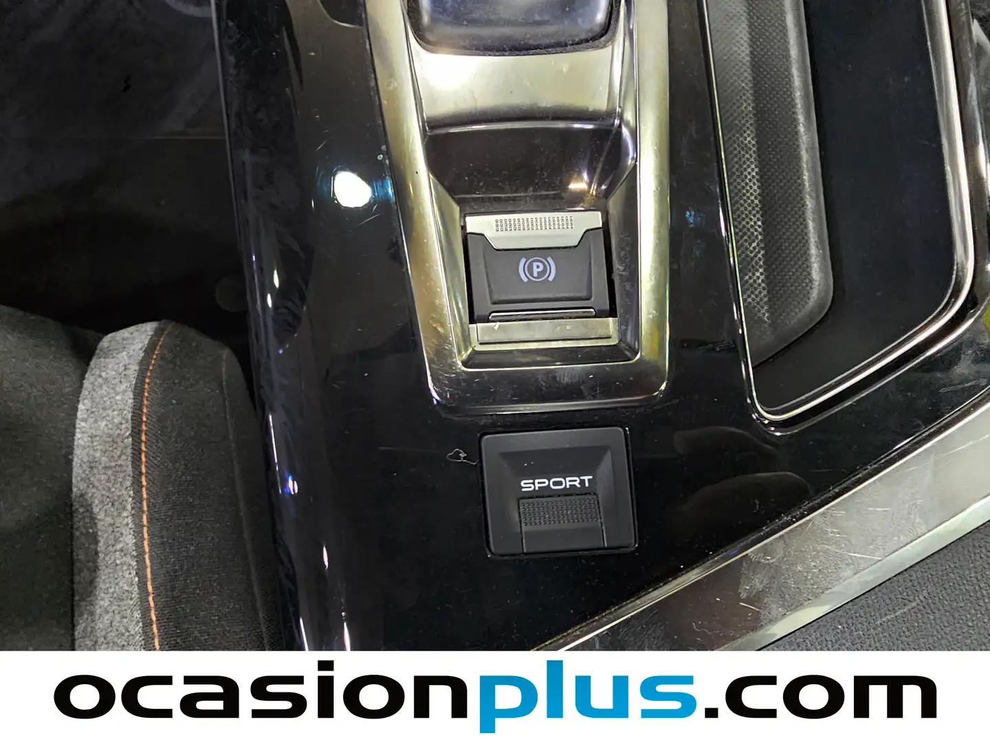 Foto Peugeot 3008 Peugeot 3008 BlueHDI 130 S&S Active EAT8  (130 CV)