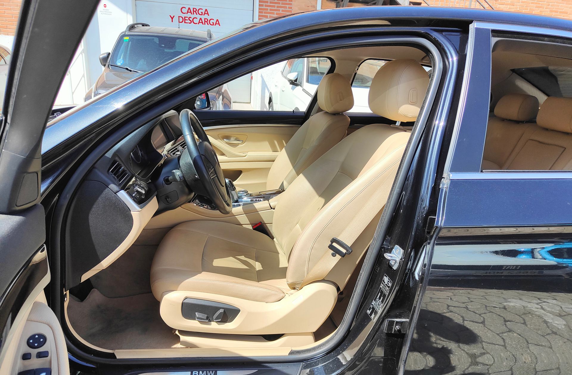 BMW Serie 5 528i - foto 10