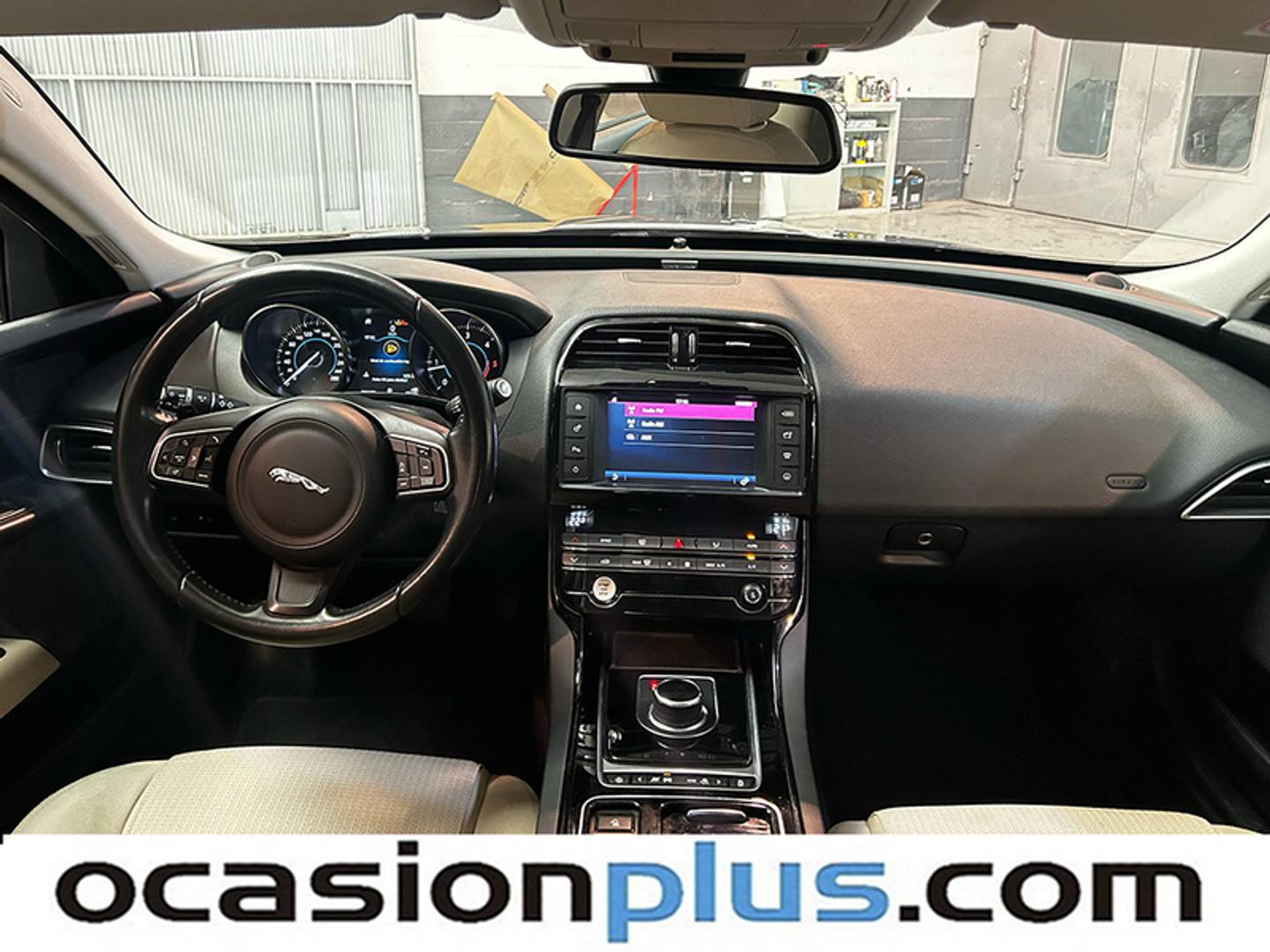 Jaguar XE Jaguar XE 2.0 Diesel Pure RWD Auto (180 CV) seminuevo