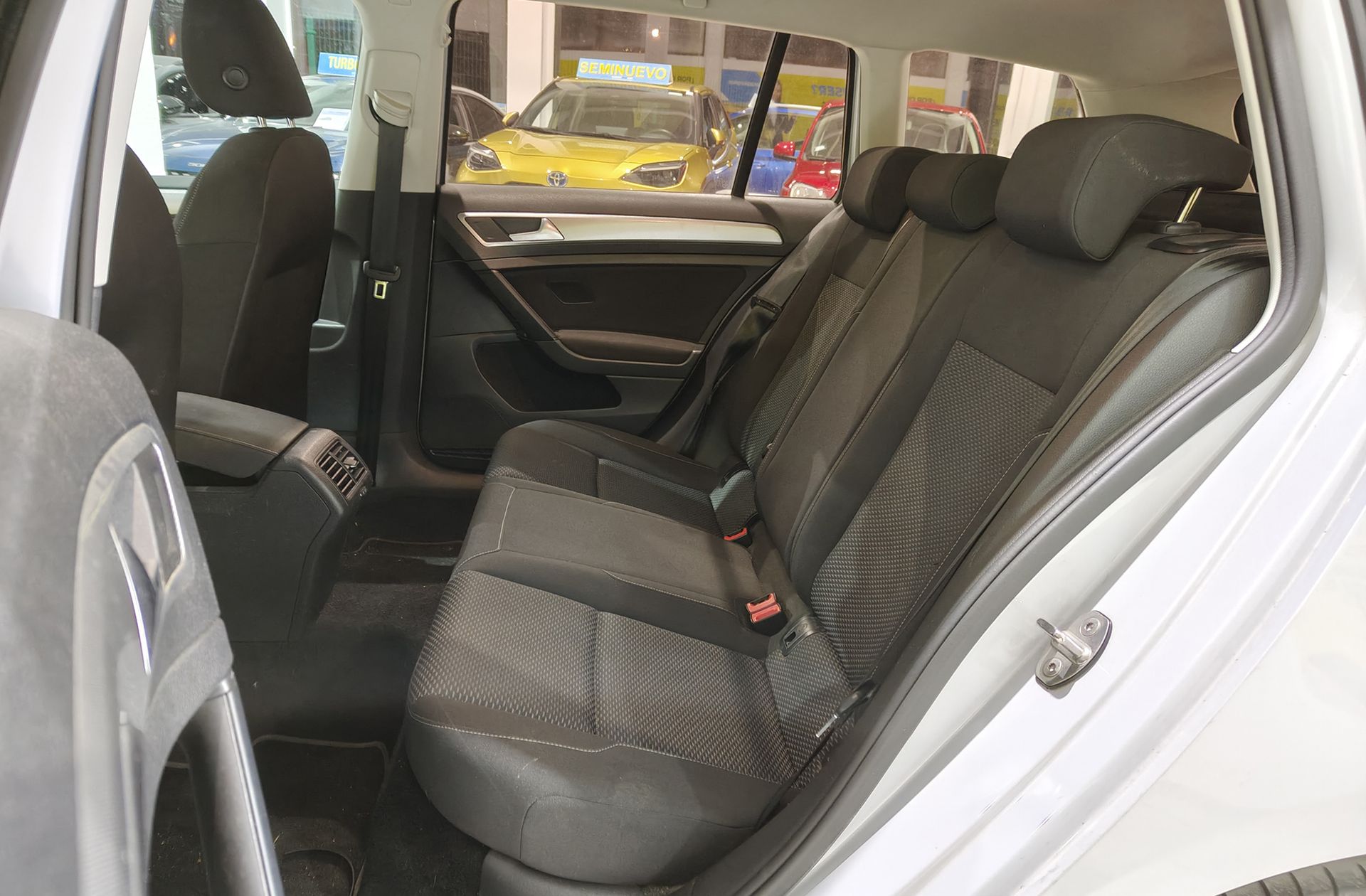 Volkswagen Golf Variant Variant Business 1.6 TDI - foto 10