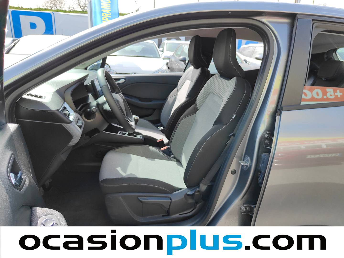 Foto asientos delanteros Renault Clio Renault Clio Evolution TCe (90 CV)