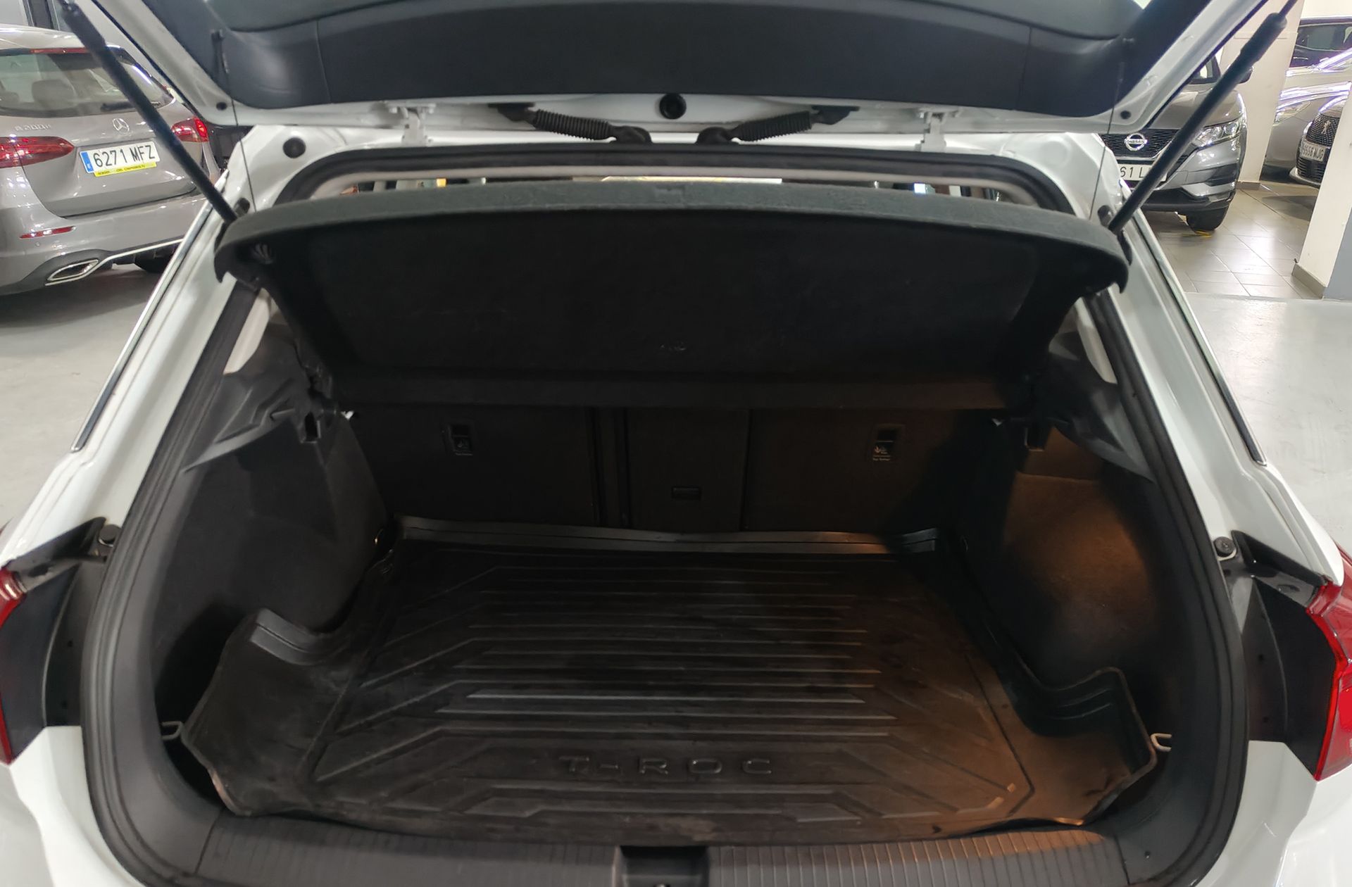 Volkswagen T-Roc Advance 1.0 TSI - foto 14