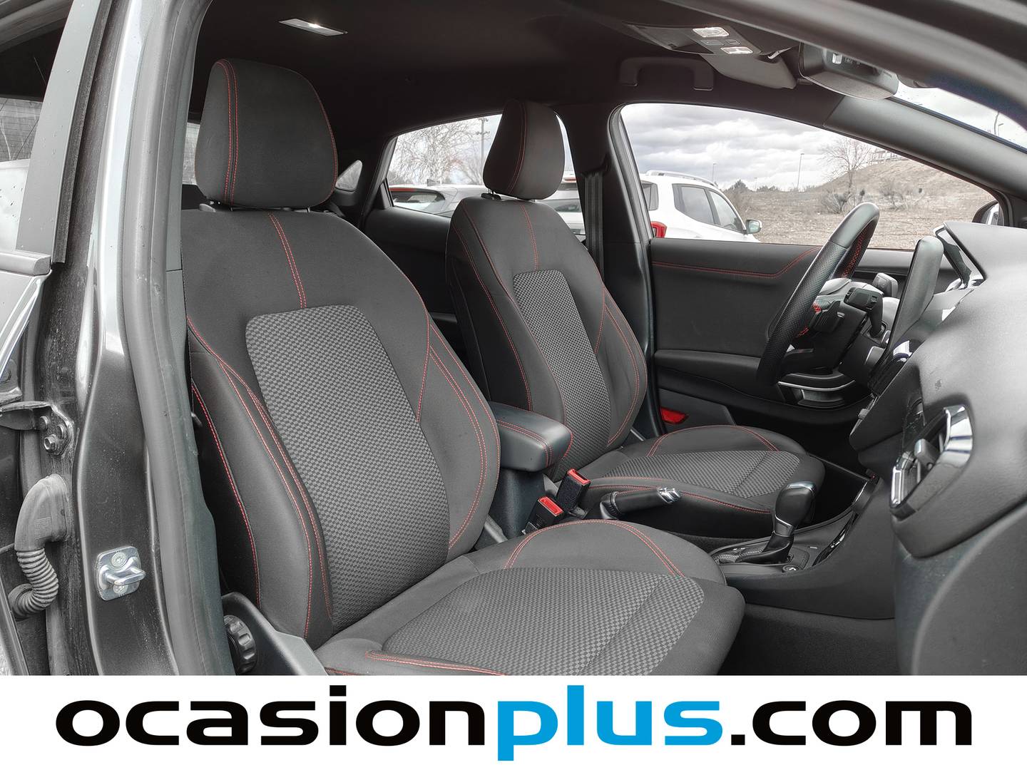 Foto Ford Puma Ford Puma 1.0 EcoBoost MHEV ST-Line Auto (125 CV)