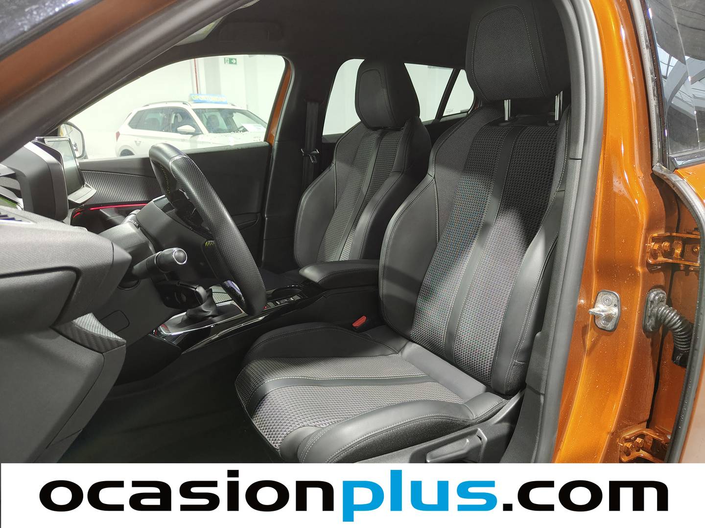 Foto Peugeot 2008 Peugeot 2008 PureTech 130 S&S GT (130 CV)