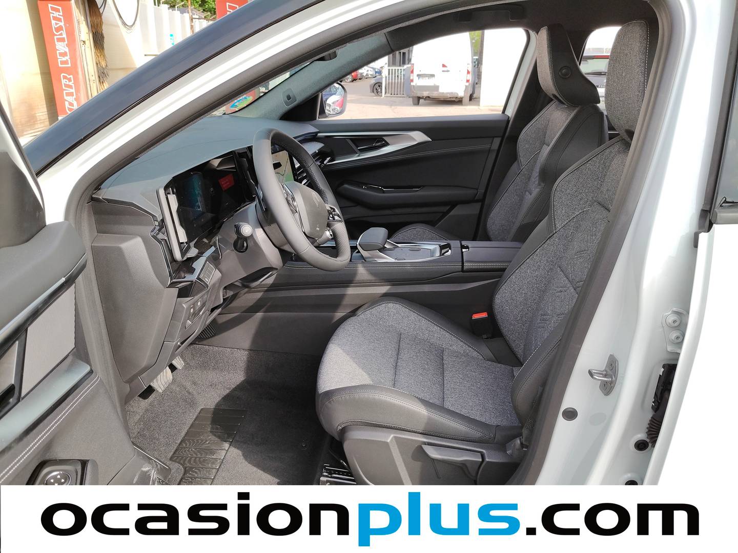 Foto asientos delanteros Renault Austral Renault Austral Techno Mild Hybrid Auto (158 CV)