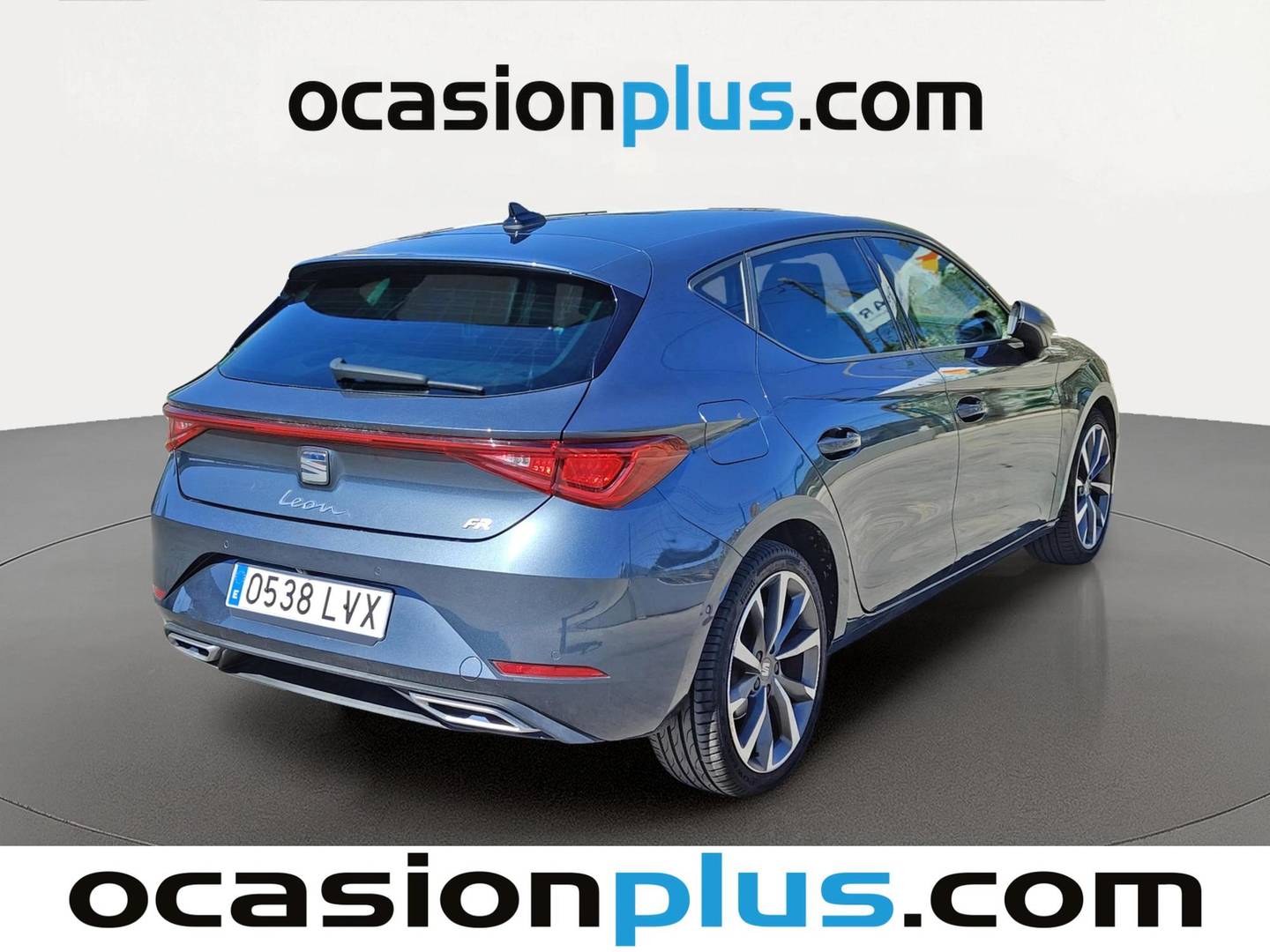 Foto trasera Seat León Seat León 1.5 eTSI S&S FR DSG (150 CV) derecha