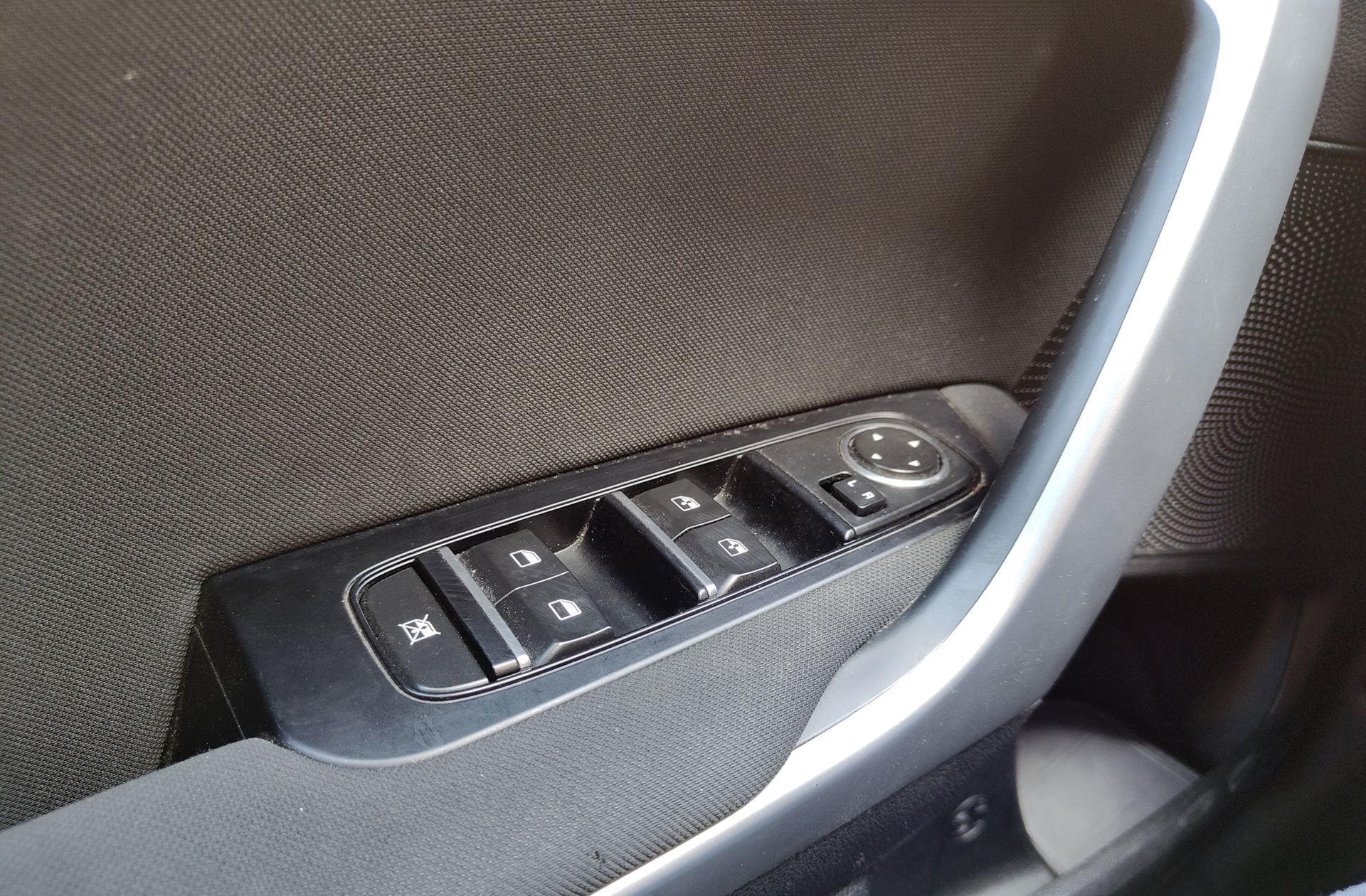 Kia Ceed 1.6 MHEV iMT Drive - foto 34